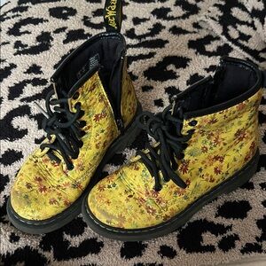 Dr Marten’s Kids Boots Sz 12
